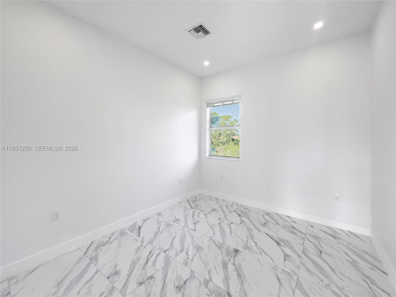 312 SE Via Sangro, Port Saint Lucie, FL 34952 Photo