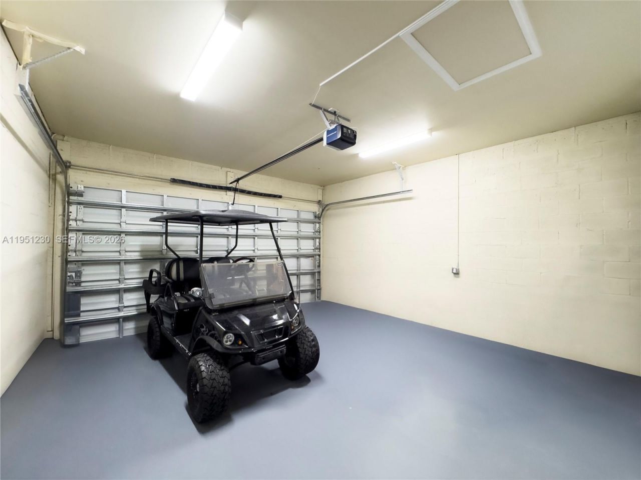 312 SE Via Sangro, Port Saint Lucie, FL 34952 Photo