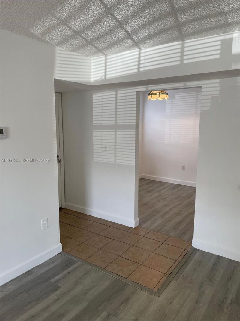 455 NE 210th Cir Ter , Unit 102-18, Miami, FL 33179 Photo