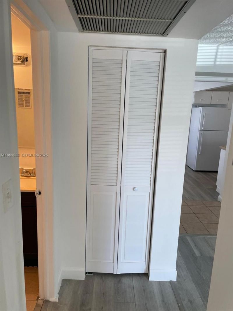 455 NE 210th Cir Ter , Unit 102-18, Miami, FL 33179 Photo