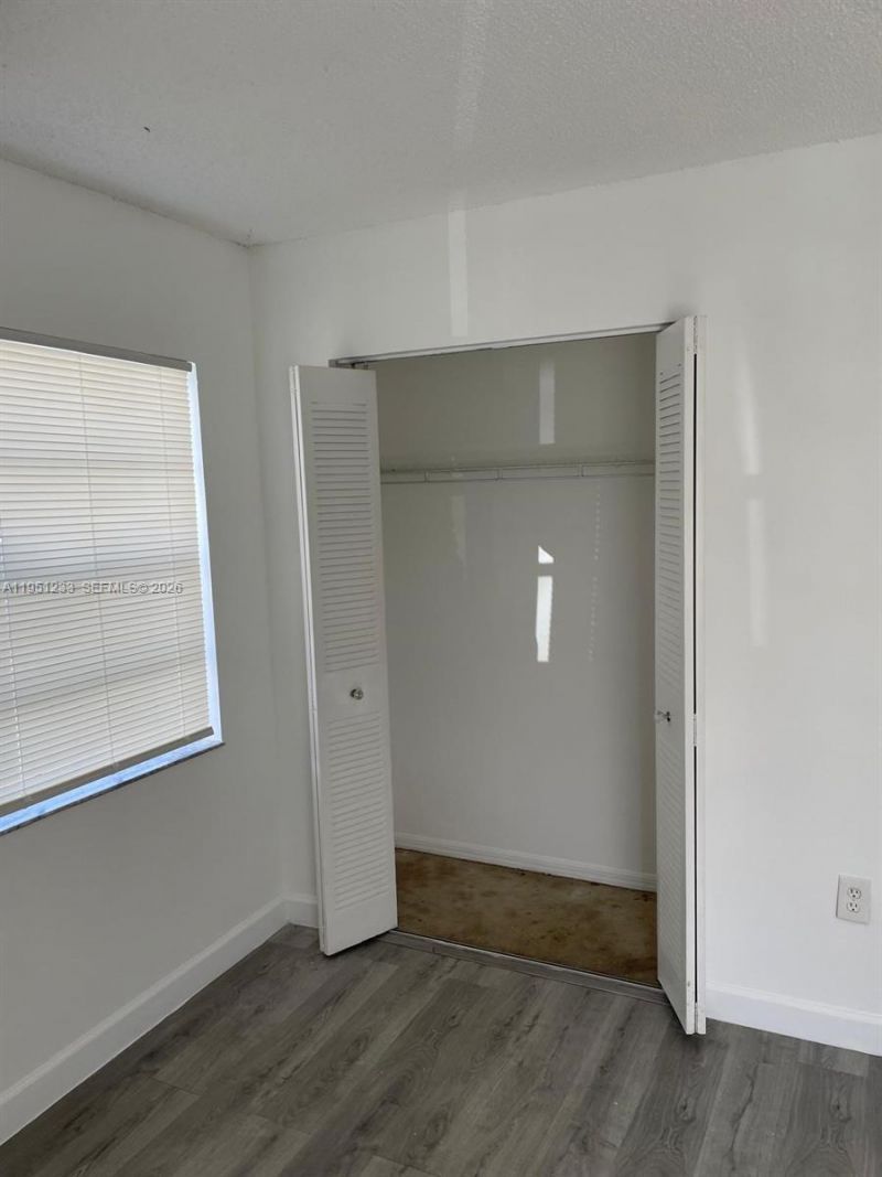 455 NE 210th Cir Ter , Unit 102-18, Miami, FL 33179 Photo