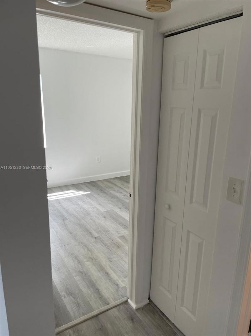 455 NE 210th Cir Ter , Unit 102-18, Miami, FL 33179 Photo