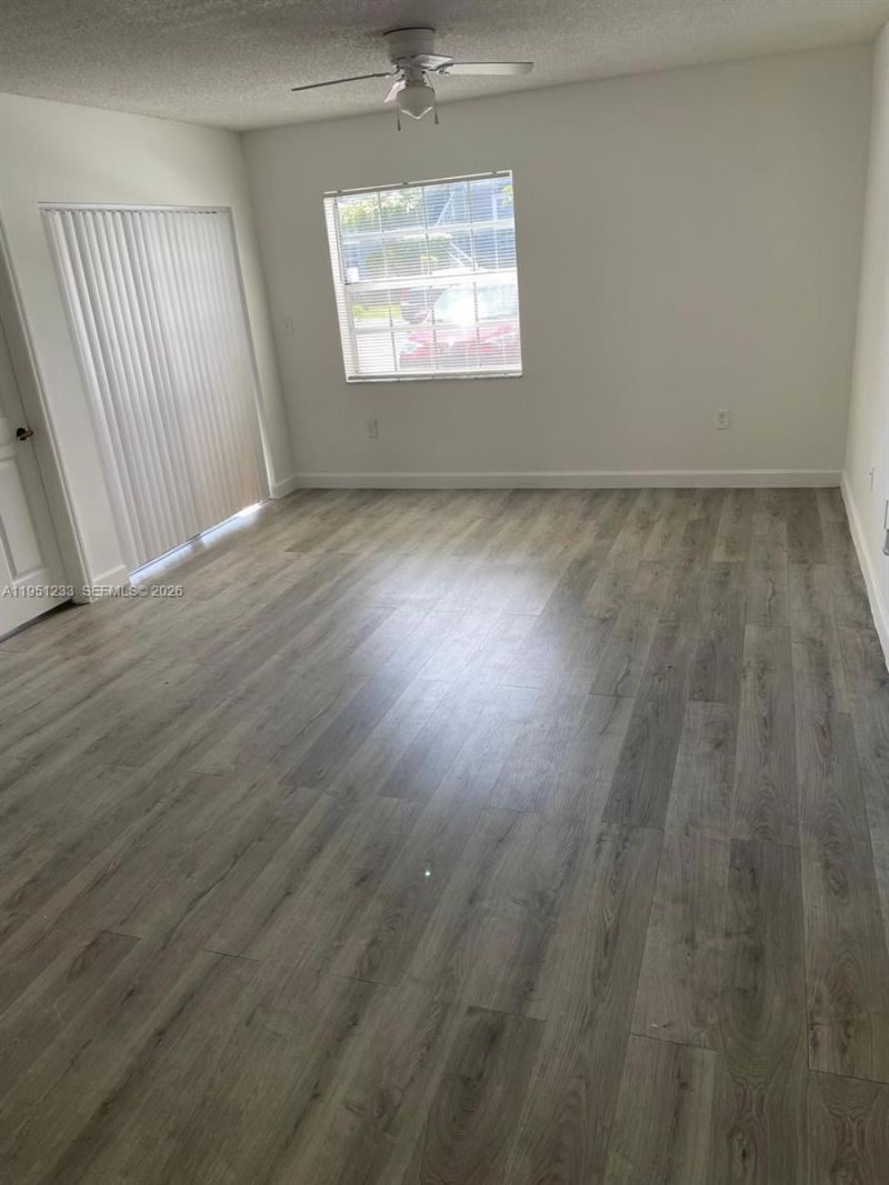 455 NE 210th Cir Ter , Unit 102-18, Miami, FL 33179 Photo