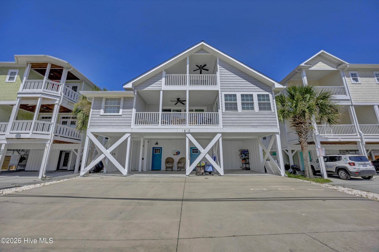 1510 Lake Park Boulevard S, Carolina Beach, NC 28428 Main Photo