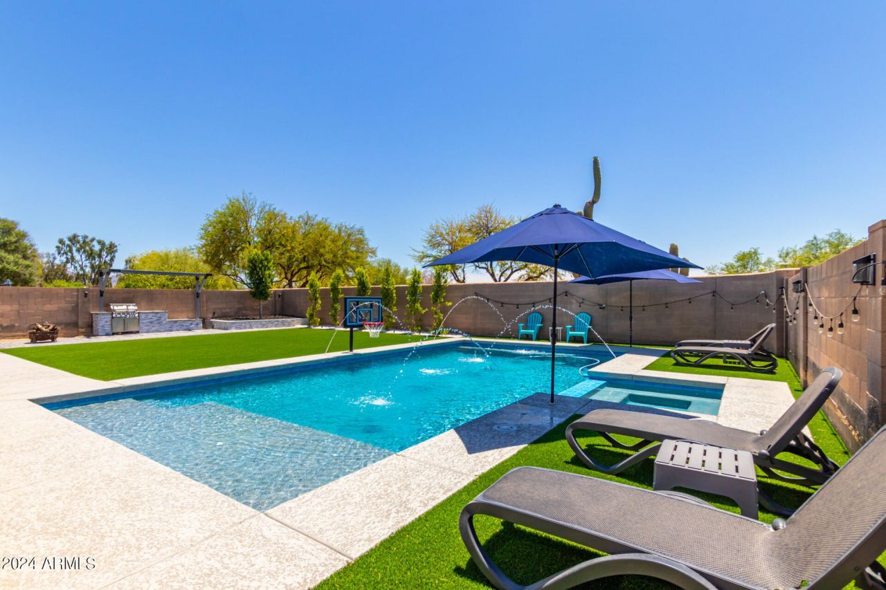 7329 E Tailfeather Drive, Scottsdale, AZ 85255 Main Photo