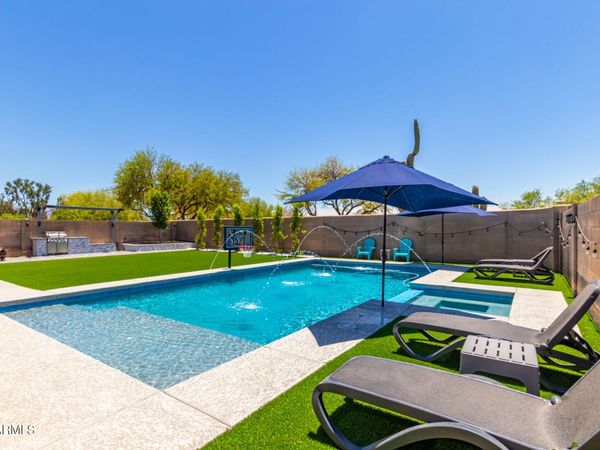 7329 E TAILFEATHER Drive, Scottsdale, AZ 85255
