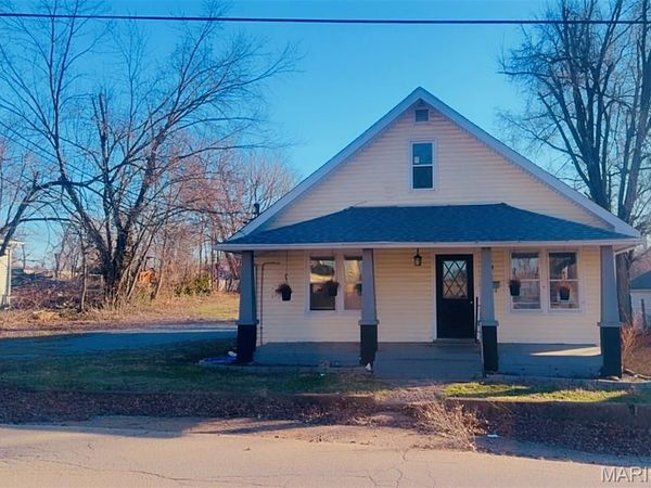 403 E Marvin Avenue, Fredericktown, MO 63645