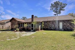 109 Heritage Lane photo 4