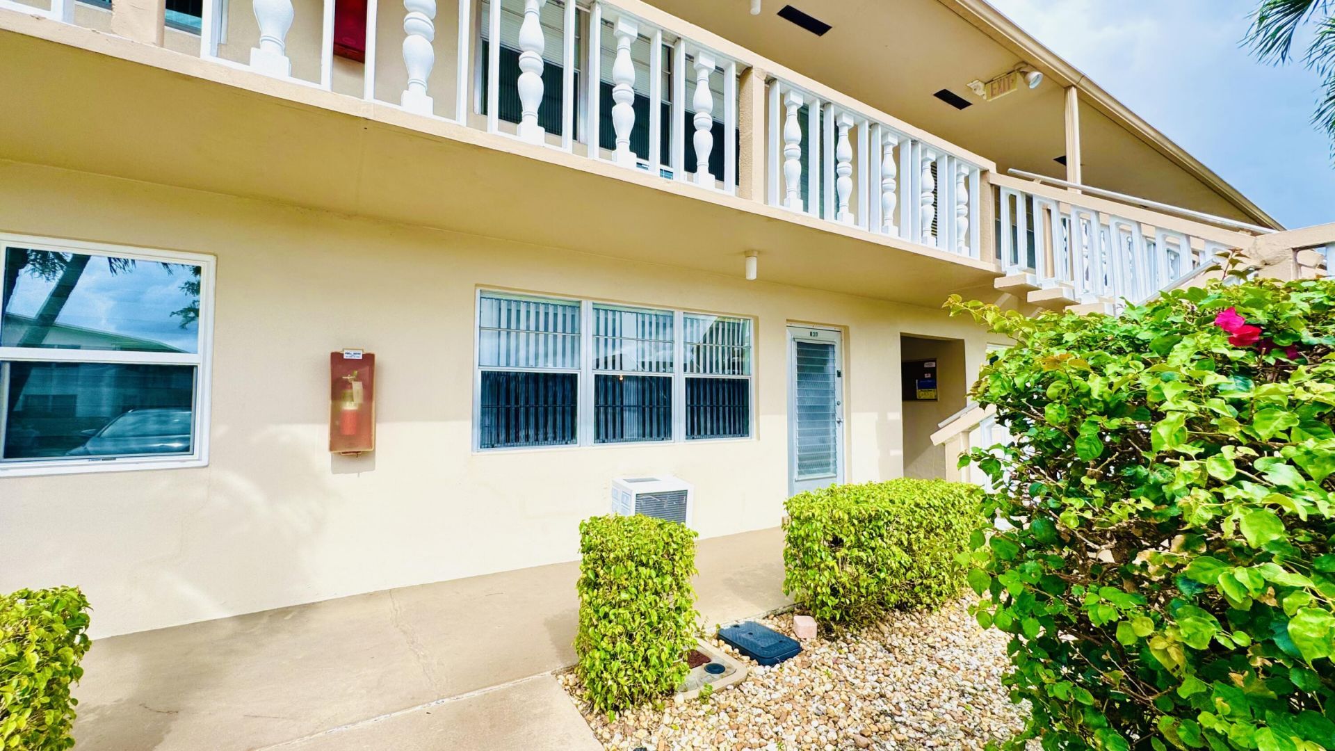 164 Kent, Unit J, West Palm Beach, FL 33417 Photo