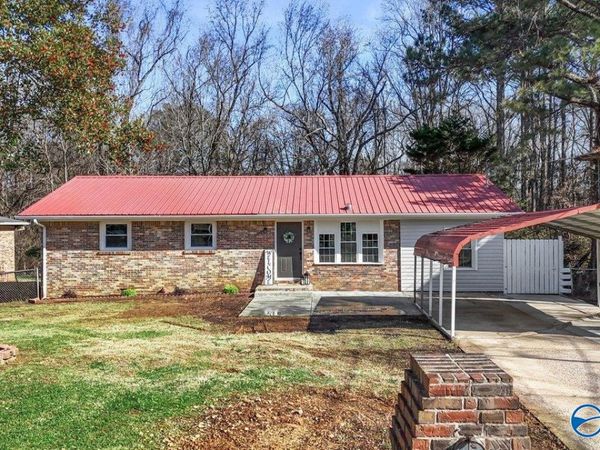 2424 Larkwood Circle NW, Huntsville, AL 35810