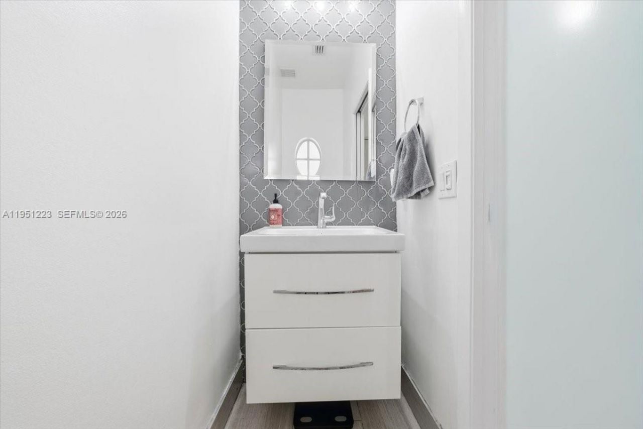 17303 NW 6th Ct, Pembroke Pines, FL 33029 Photo