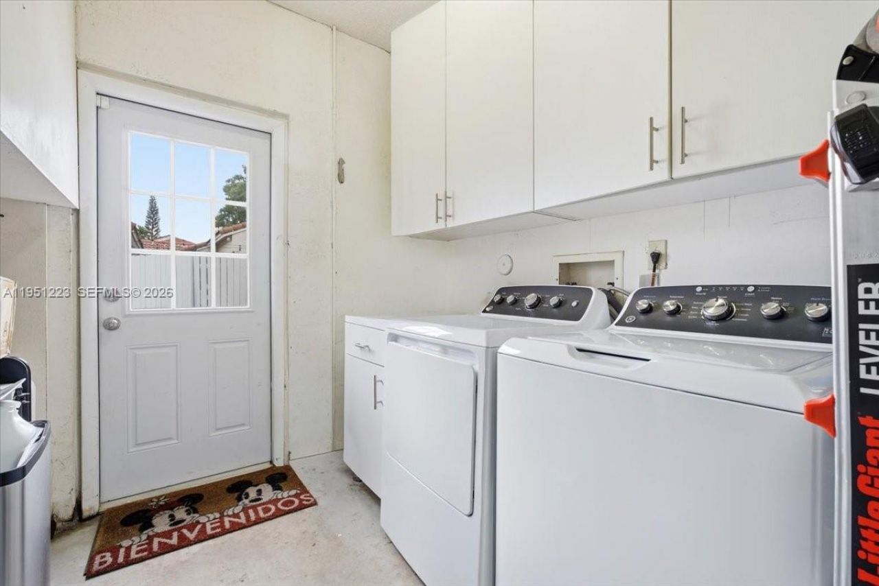 17303 NW 6th Ct, Pembroke Pines, FL 33029 Photo