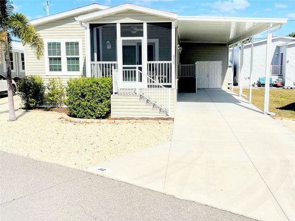 612 CAREFREE, VENICE, FL 34285