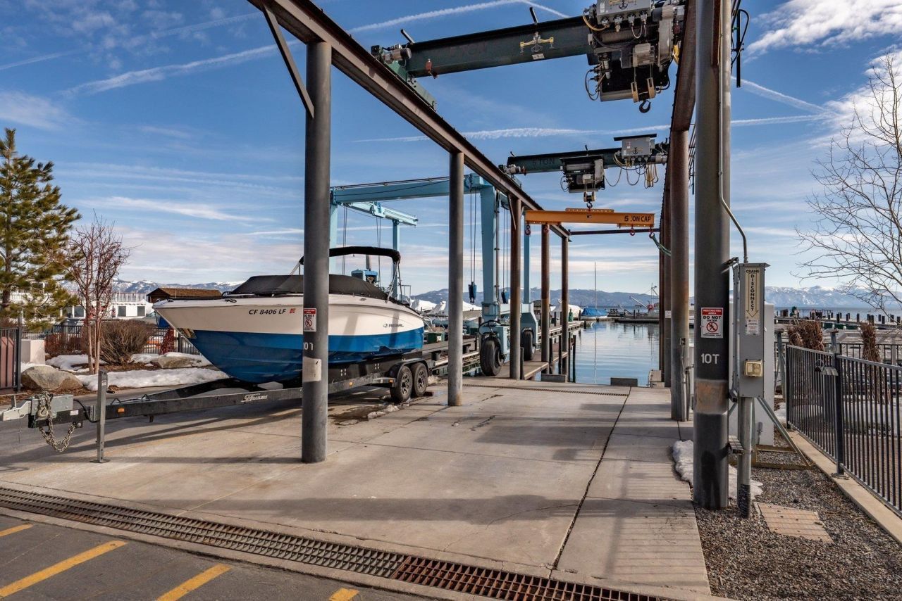 700 North Lake Boulevard, Tahoe City, CA 96145 Photo