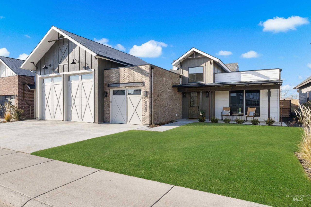 133 S Steel Farm, Eagle, ID 83616 Main Photo