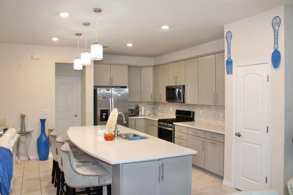 10059 SW Captiva Drive, Port Saint Lucie, FL 34987 Photo