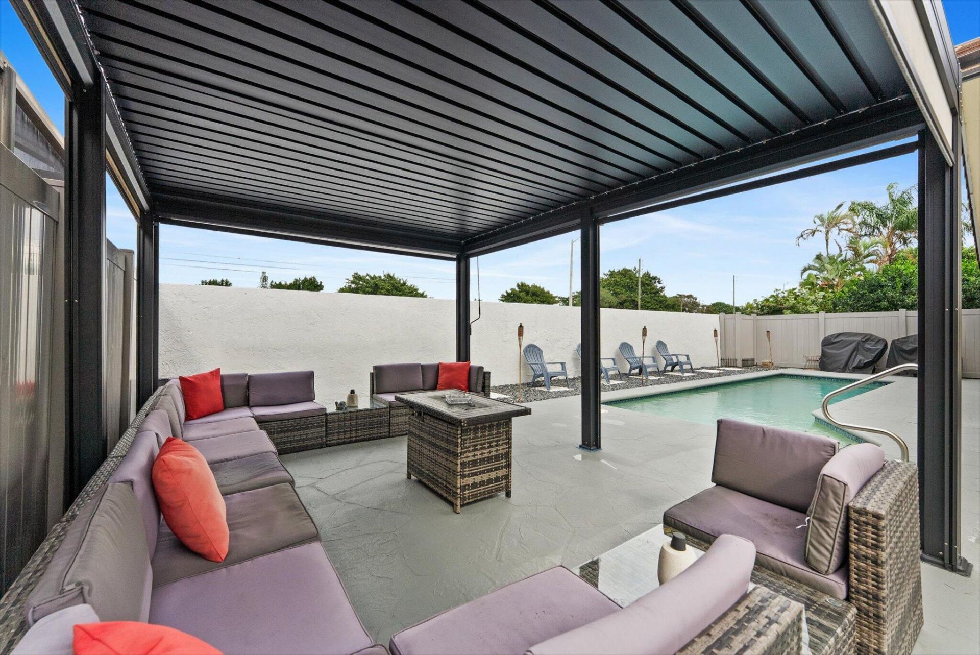 175 Executive Circle, Boynton Beach, FL 33436 Photo