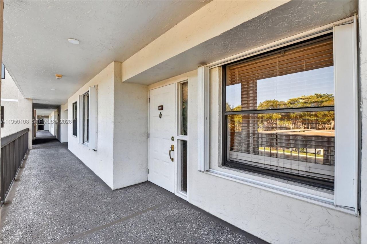 6530 Boca Del Mar Dr , Unit 235, Boca Raton, FL 33433 Photo