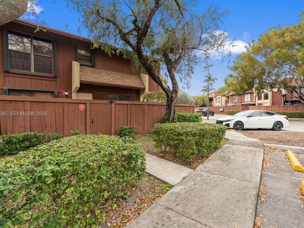 7064 SW 114th Pl, Unit B, Miami, FL 33173