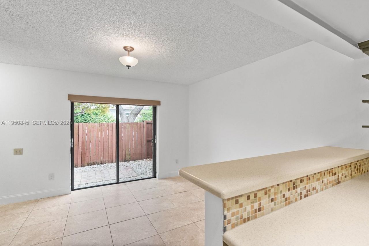 7064 SW 114th Pl, Unit B, Miami, FL 33173 Photo