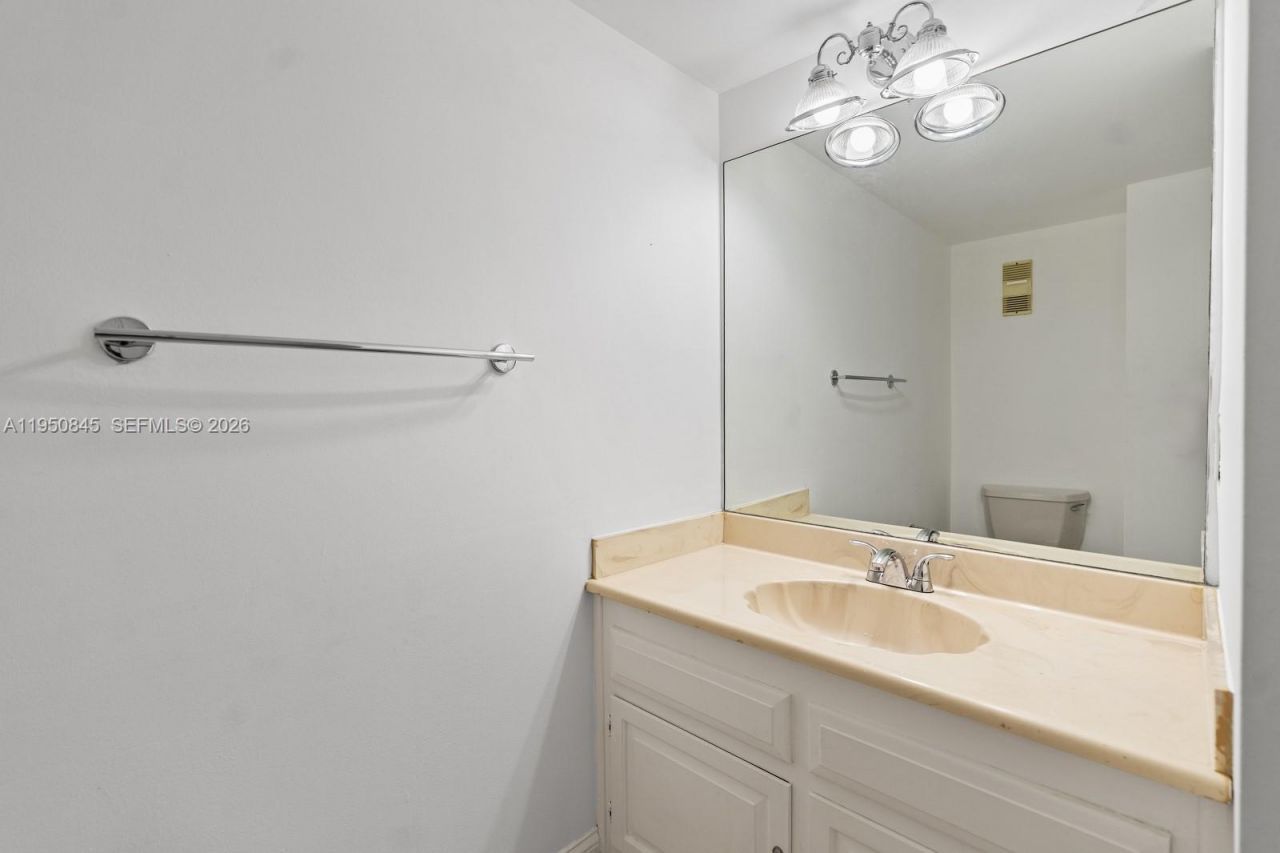 7064 SW 114th Pl, Unit B, Miami, FL 33173 Photo