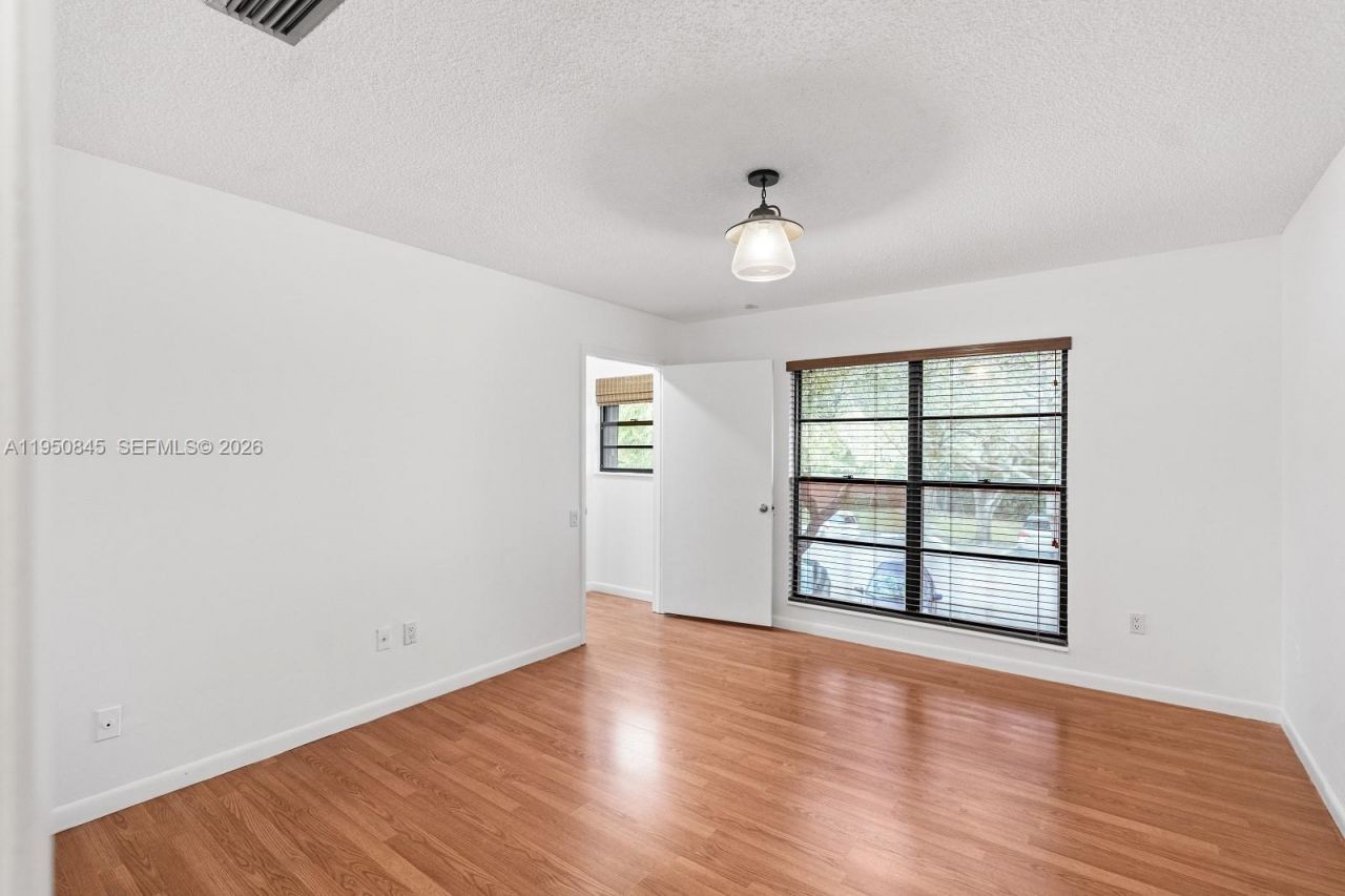 7064 SW 114th Pl, Unit B, Miami, FL 33173 Photo