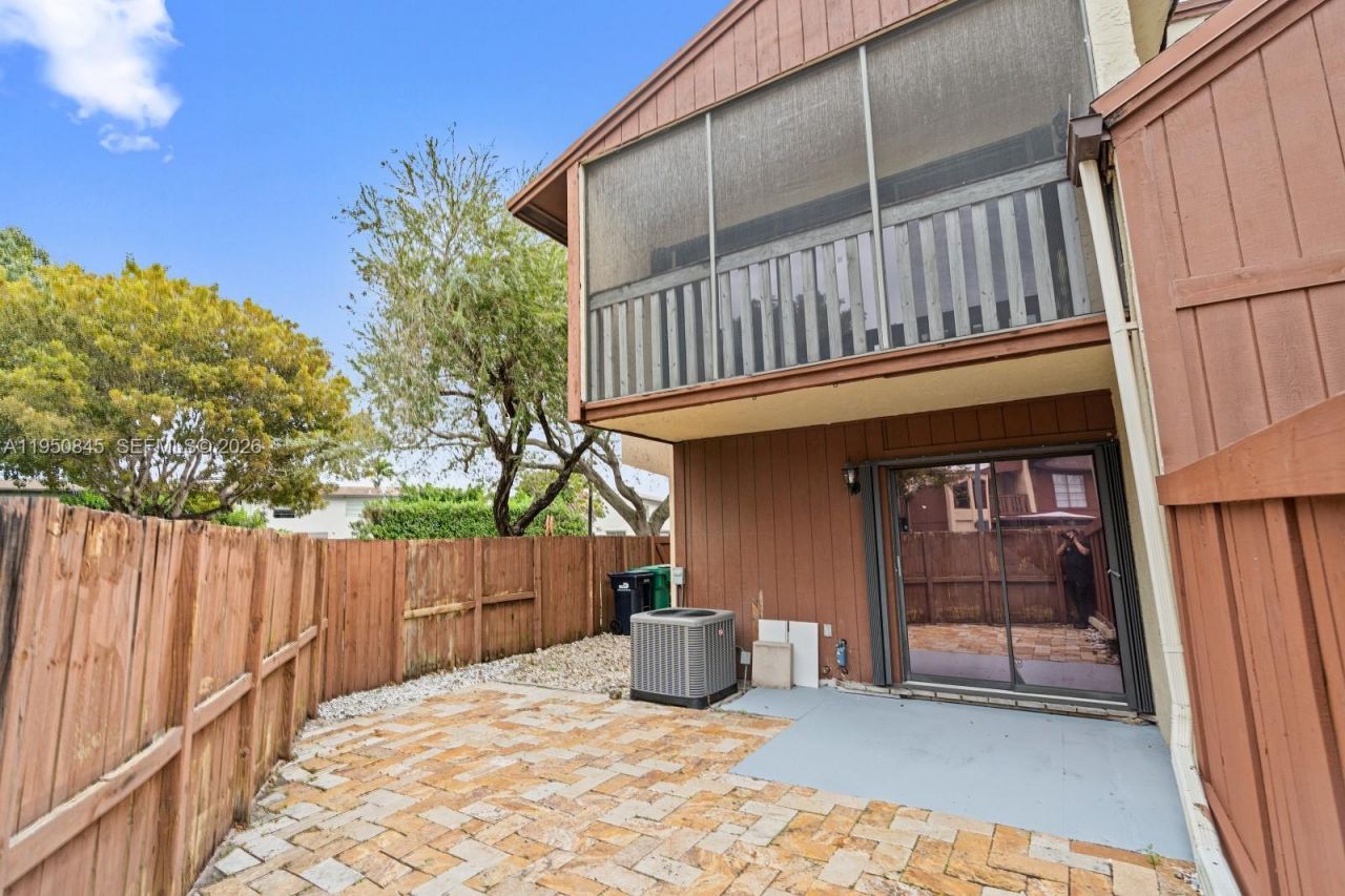 7064 SW 114th Pl, Unit B, Miami, FL 33173 Photo