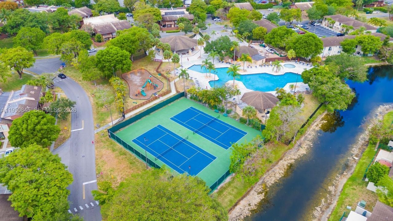 7064 SW 114th Pl, Unit B, Miami, FL 33173 Photo