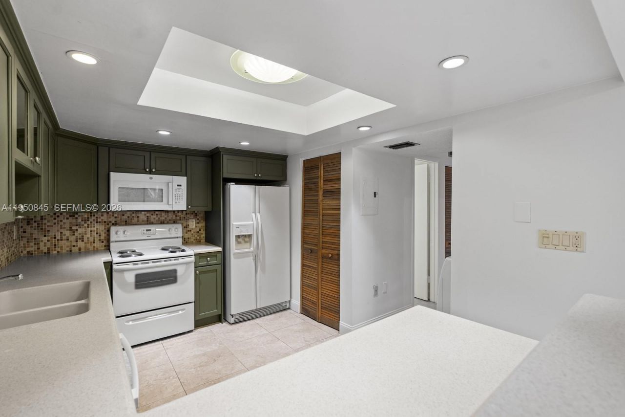 7064 SW 114th Pl, Unit B, Miami, FL 33173 Photo