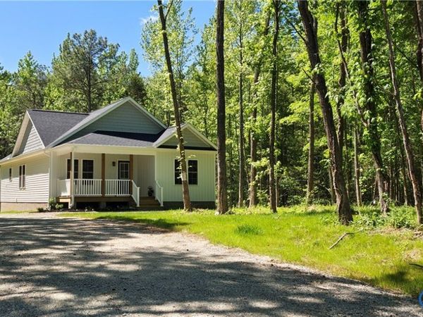 320 Vogel Road, Cumberland, VA 23040