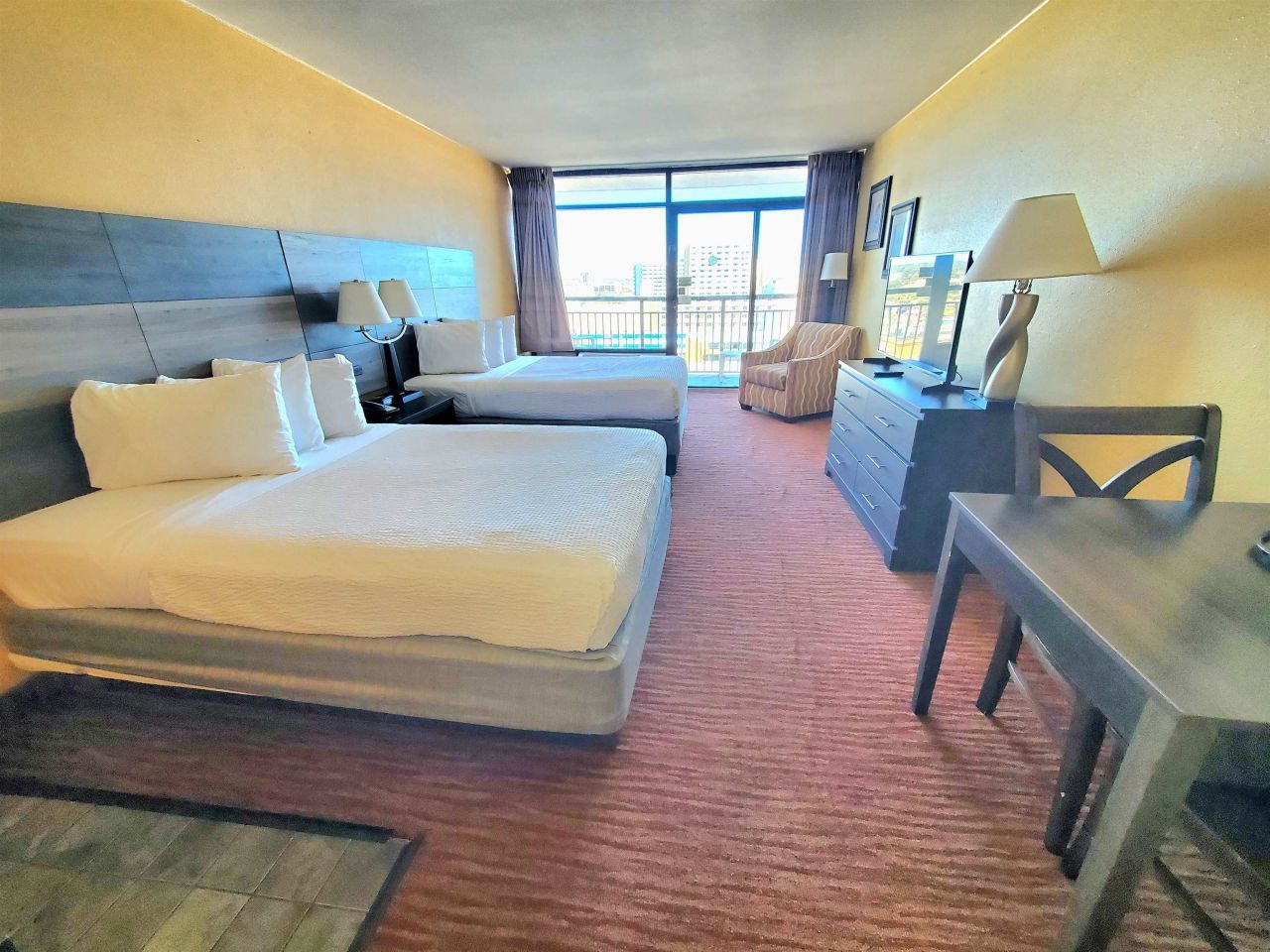 1501 S Ocean Blvd. Photo 4