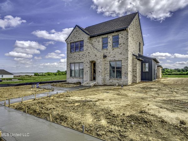 1010 Crepe Myrtle Drive, Brandon, MS 39047