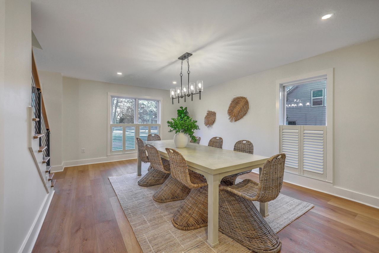 15 Windsor Drive Photo 14