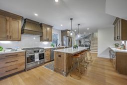 15 Windsor Drive photo 4