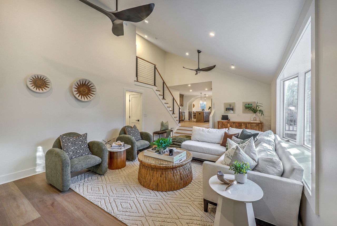 15 Windsor Drive Photo 23