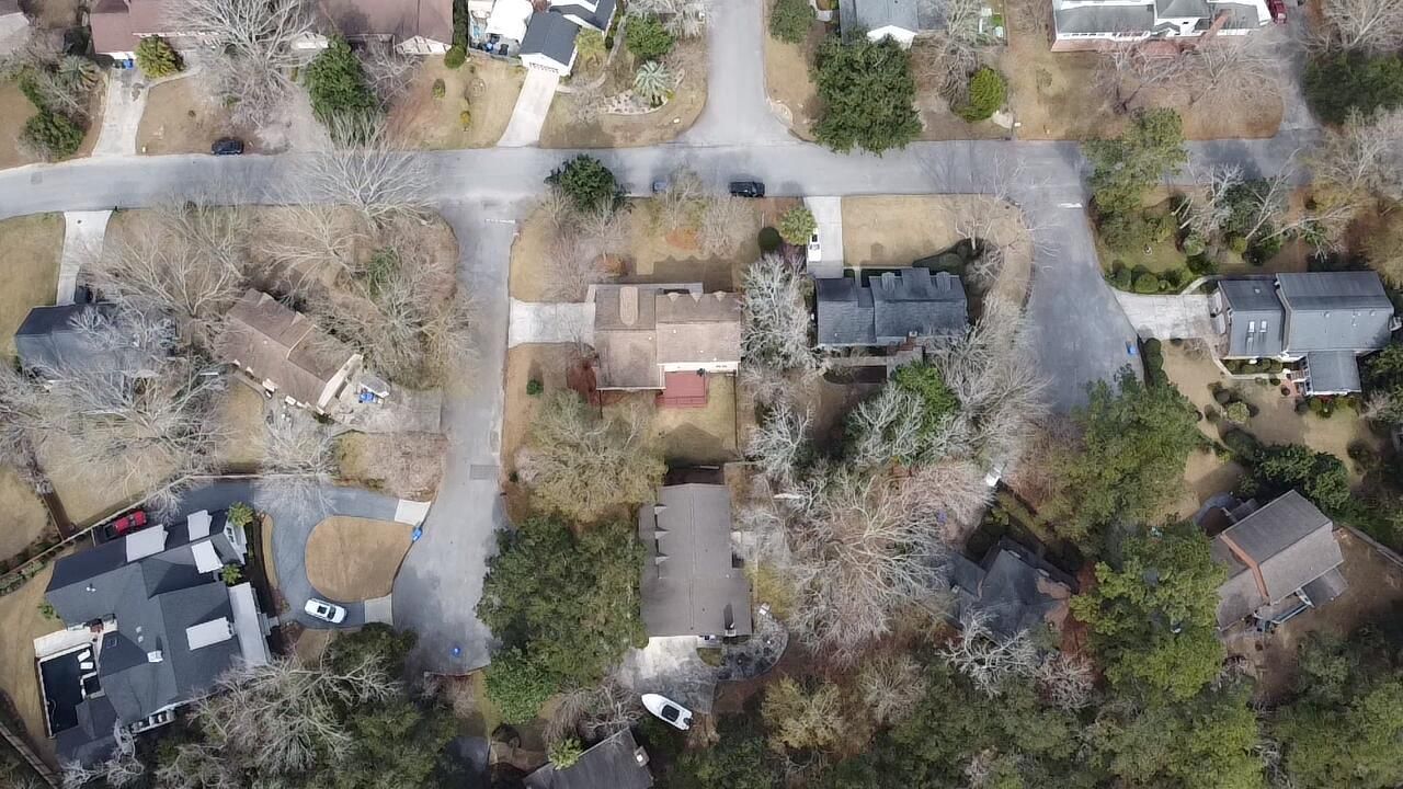 15 Windsor Drive Photo 47