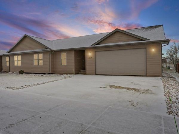 1811 Sugar Creek Place, Spearfish, SD 57783