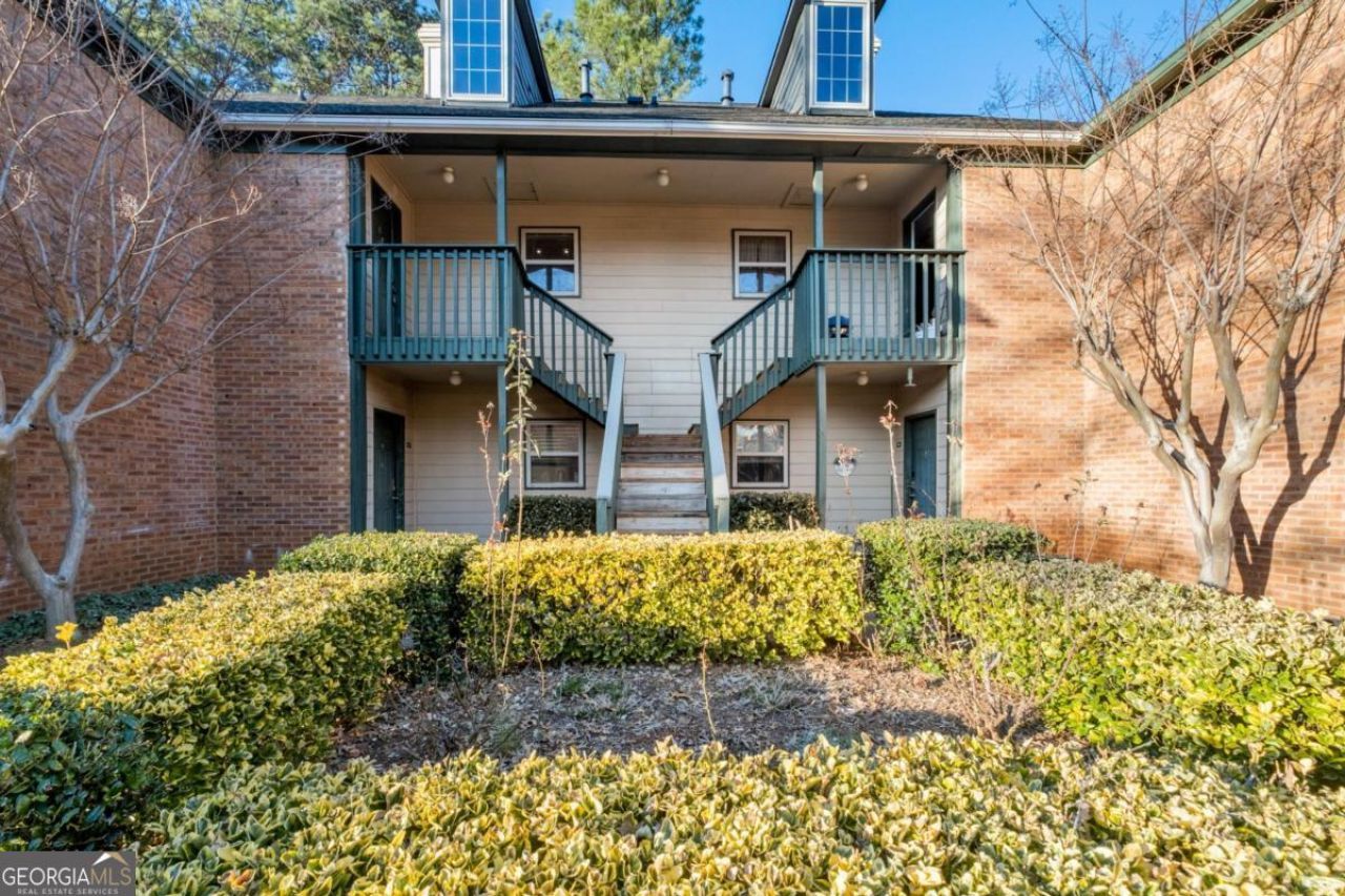 515 Bedfort Drive, Duluth, GA 30096 Main Photo