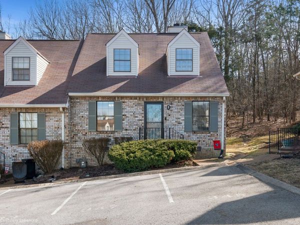 333 Deerpoint Dr, Hendersonville, TN 37075