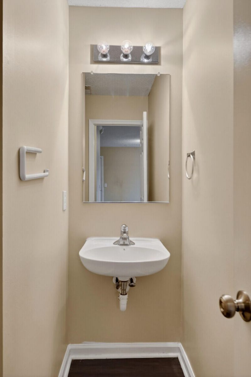 96 Blue Jasmine Lane Photo 10