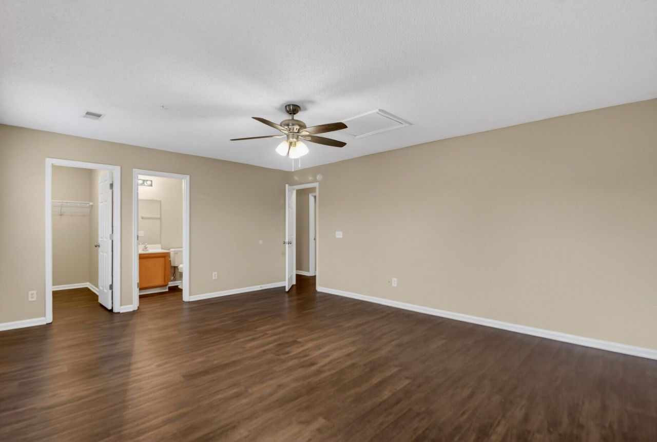 96 Blue Jasmine Lane Photo 13