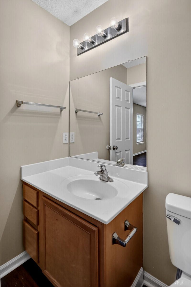 96 Blue Jasmine Lane Photo 16