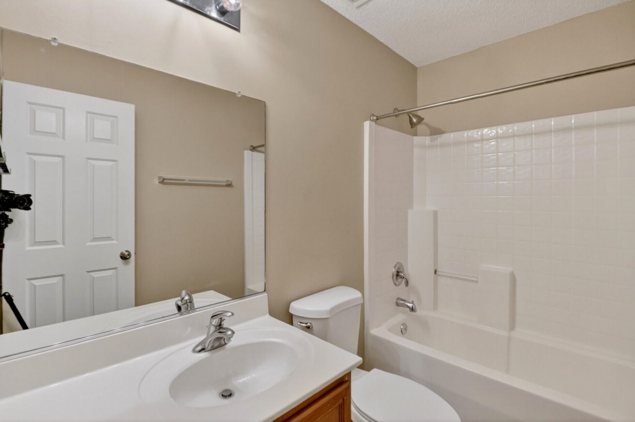 96 Blue Jasmine Lane Photo 21