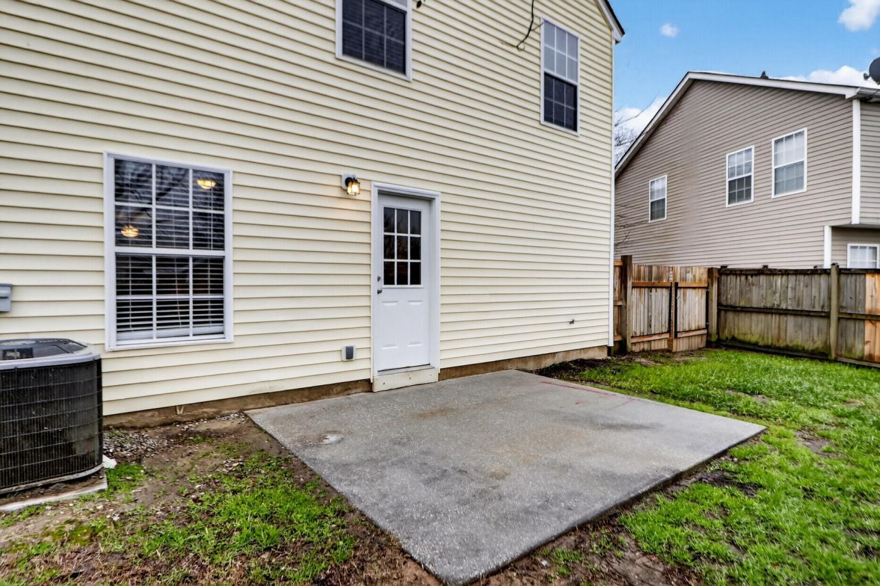 96 Blue Jasmine Lane Photo 25