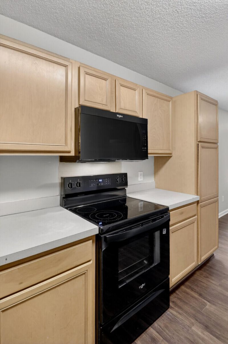 96 Blue Jasmine Lane Photo 9