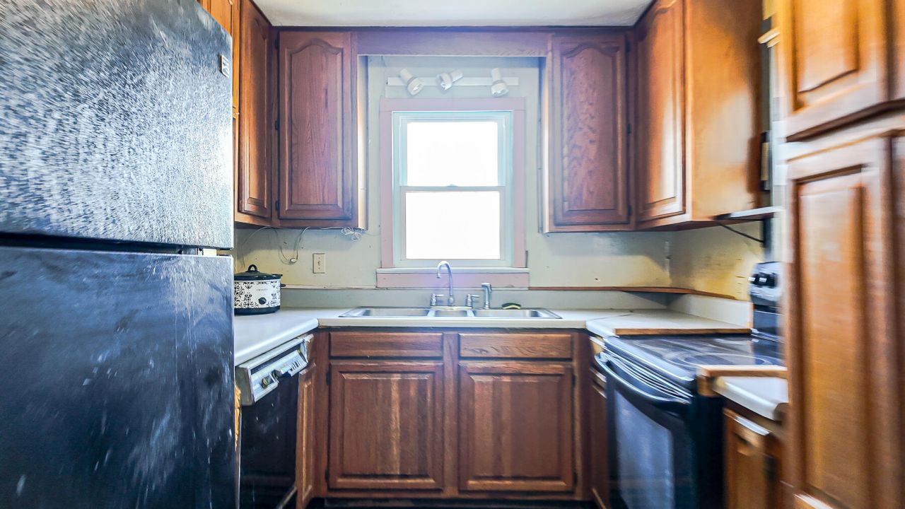 970 Groomstown Road Photo 11