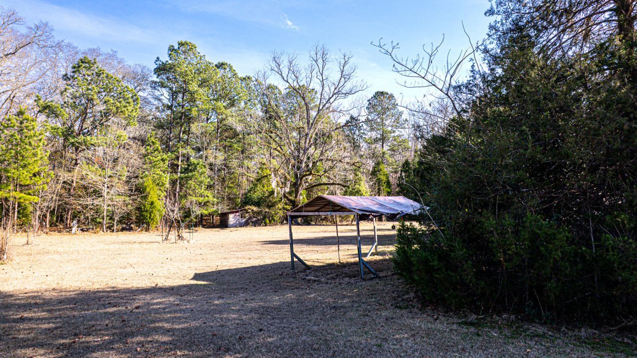 970 Groomstown Road Photo 8