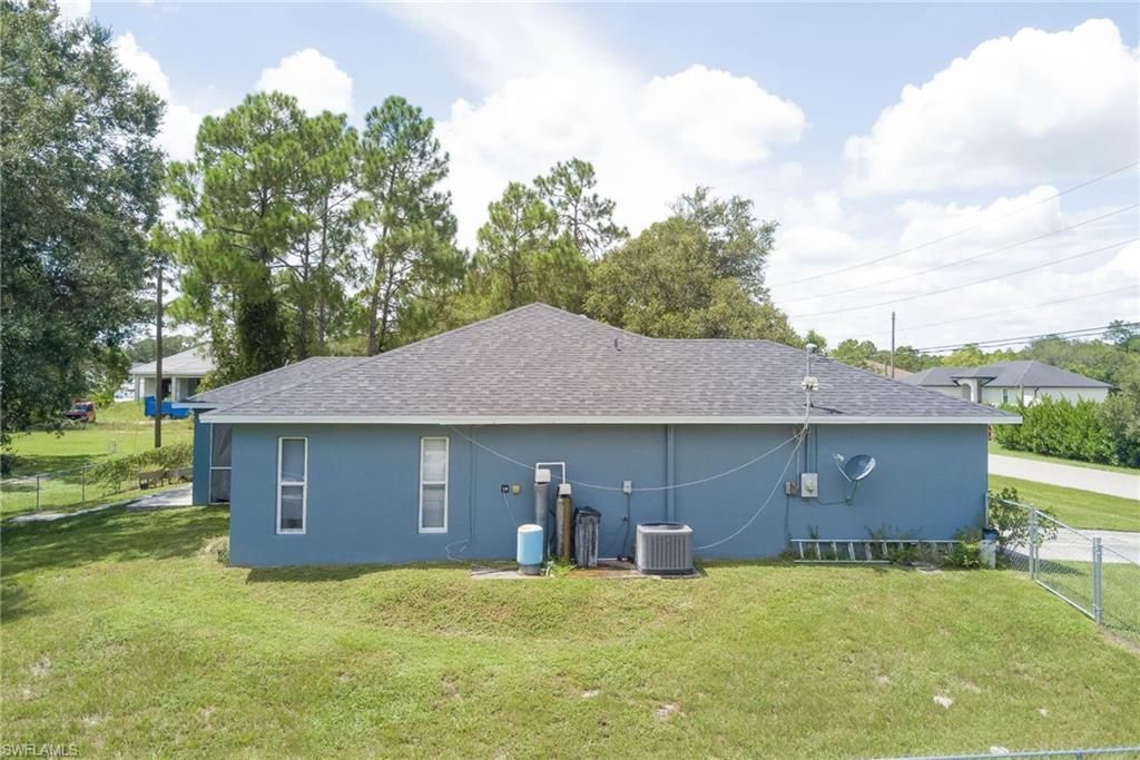 2506 E 23rd St, Alva, FL 33920 Photo