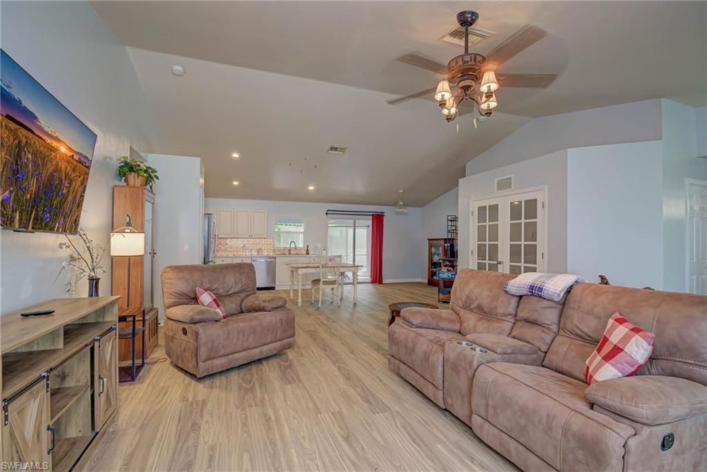 2506 E 23rd St, Alva, FL 33920 Photo