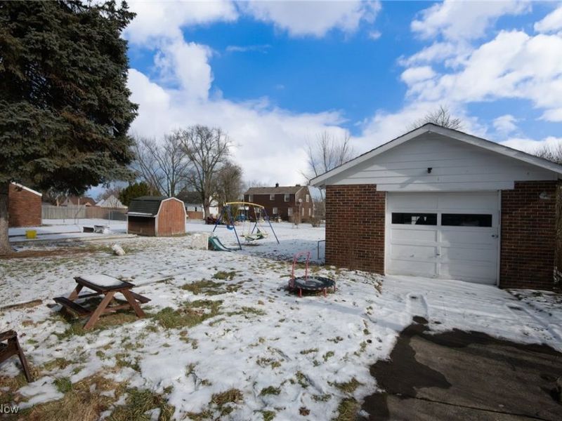 151 Regent Street, Campbell, OH 44405 Photo 18